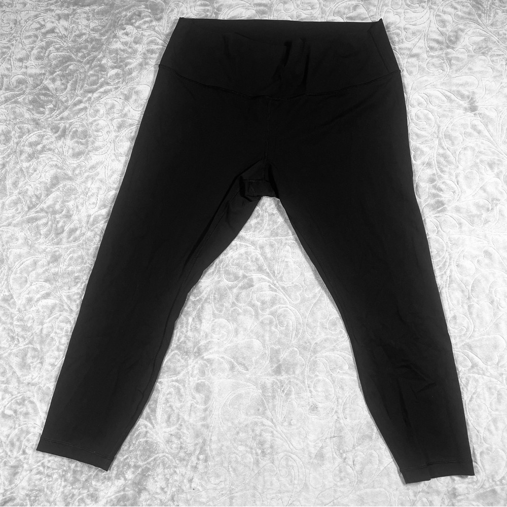 Lululemon Wunder Under Leggings Size 18 Black 25-Inch Cropped